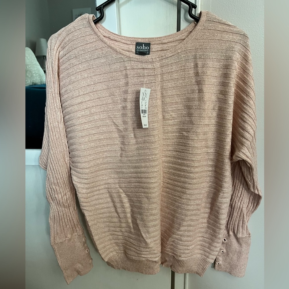 Women’s wide neck sweater